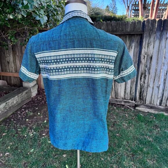 Vintage Green and White Striped Pockets Woven Button up Men's See Measurements - Picture 6 of 9